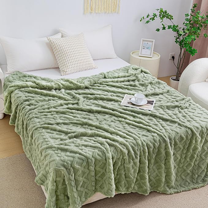 Aganear Fleece Throw Blanket for Couch Sofa 50"x60" Sage Green | Lightweight - Image 7