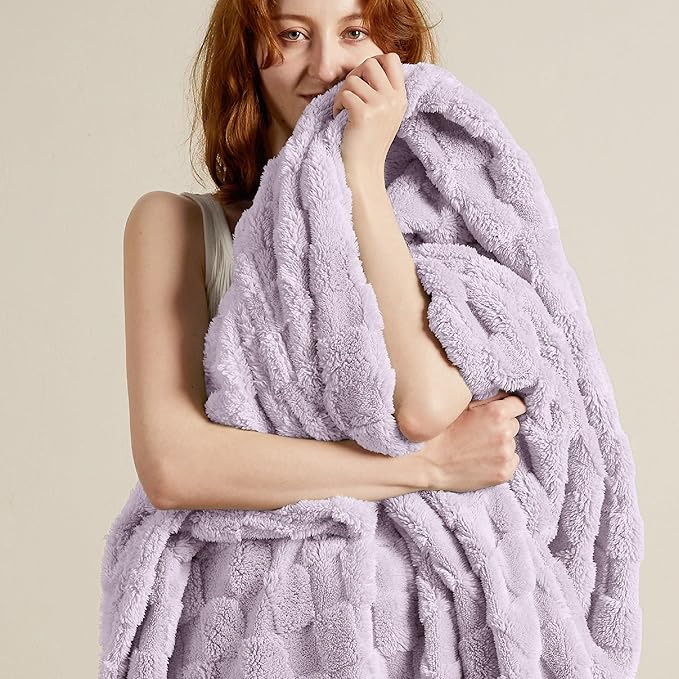 Bedsure GentleSoft Blankets Queen Size by Unknown