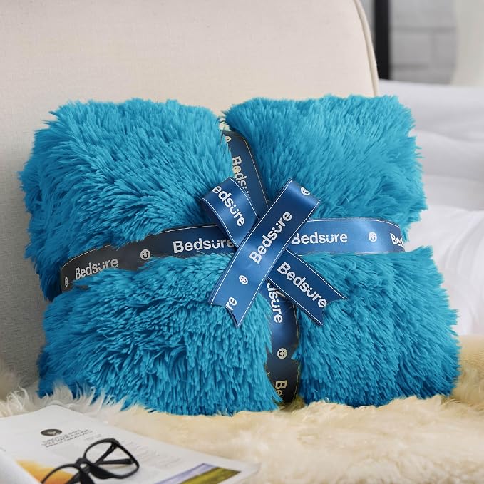 Bedsure GentleSoft Fuzzy Sherpa Faux Fur Twin Blanket Bright Blue Cozy Gifts - Image 7