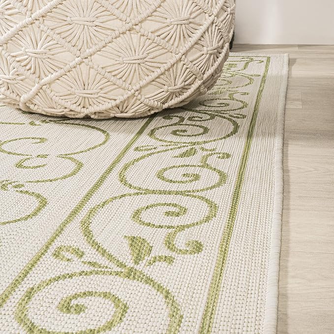 JONATHAN Y Vintage Filigree Indoor Outdoor Area Rug 3X5 Cream/Green, Charleston Textured Weave for Backyard, Patio, Porch, Easy-Cleaning, High Traffic, Pet-Friendly, Non-Shedding (SMB106I-3)