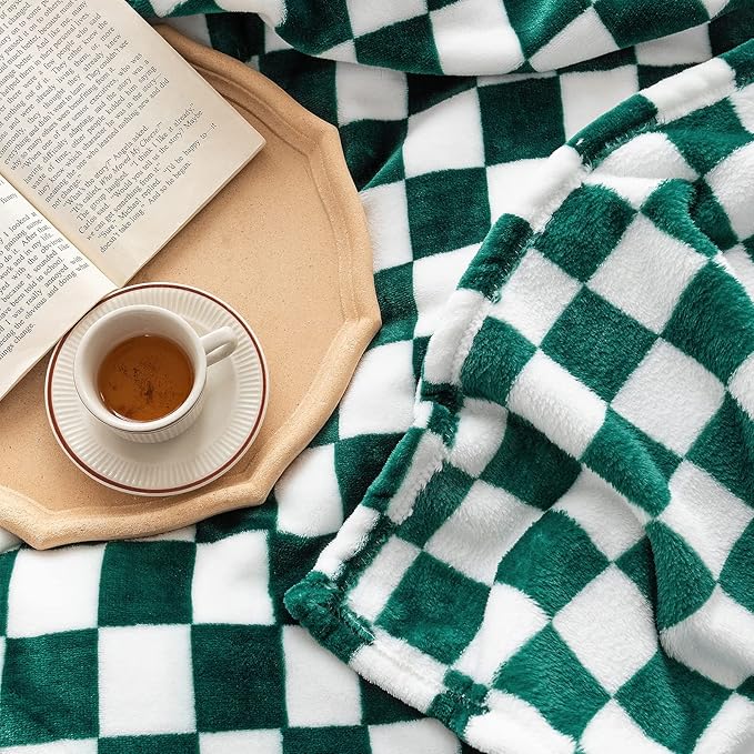LOMAO Throw Blankets Flannel Blanket with Checkerboard Grid Pattern Soft Throw Blanket for Couch, Bed, Sofa Luxurious Warm and Cozy for All Seasons (Green, 60"x80")
