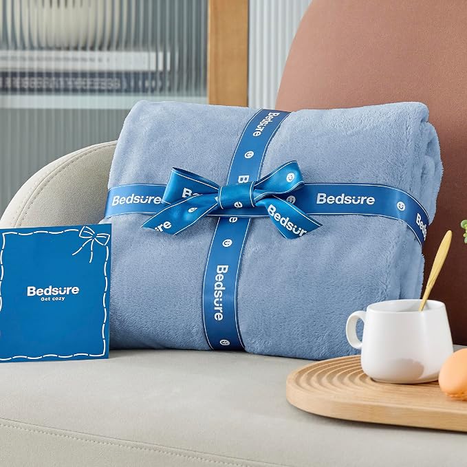 Bedsure Fleece Throw Blanket for Couch Light Blue - Image 8