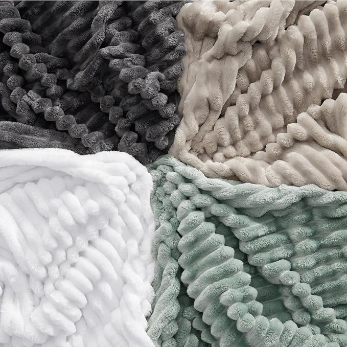 Bedsure GentleSoft White Full Blanket - Image 7