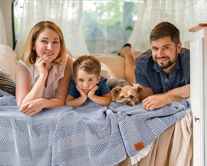 Gold Case Throw Blanket for Bed – 100% Recycled Turkish Cotton Bed Blanket – Decorative Throw Cotton Blankets for Living Room & Bedroom – Retro Navy Blue Woven Queen Blankets – 90x90