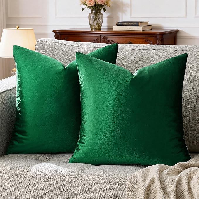GIGIZAZA Decorative Throw Pillow Covers 20 x 20, Christmas Decor Square Cushion by GIGIZAZAFocusingonhomedecoration