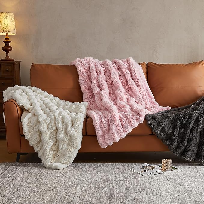 JELLYMONI Faux Fur Throw Blanket, Pink Cozy Plush Bubble Bed Blanket, Thick and Warm, Queen (90" x 90")