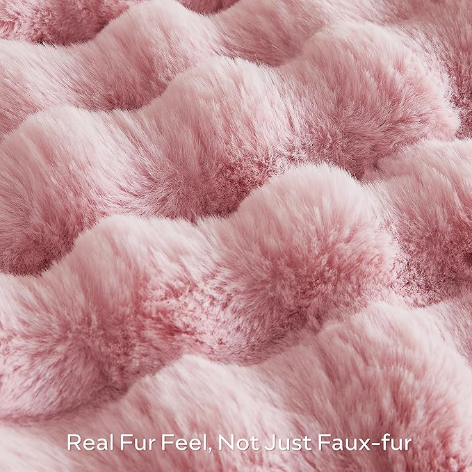 JELLYMONI Faux Fur Throw Blanket, Pink Cozy Plush Bubble Bed Blanket, Thick and Warm, Queen (90" x 90")