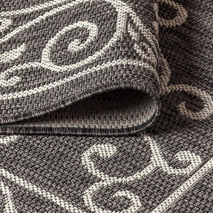 JONATHAN Y Vintage Filigree Indoor Outdoor Round Area Rug 8 Ft Black/Gray, Charleston Textured Weave for Backyard, Patio, Porch, Easy-Cleaning, High Traffic, Pet-Friendly, Non-Shedding (SMB106G-8R)